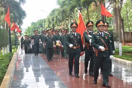 Rapatriement des restes de soldats volontaires vietnamiens tombés au Cambodge. Photo: VNA