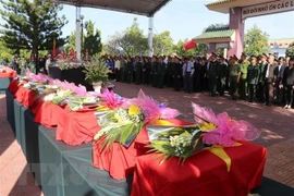Kon Tum: inhumation des restes de soldats tombés au Laos et Cambodge
