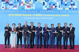 Le PM vietnamien à la 1ère session du Sommet des 30 ans du partenariat ASEAN – R. de Corée