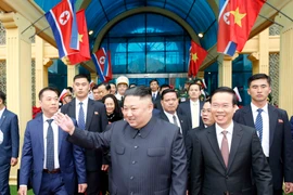 Les premières images du président Kim Jong-un au Vietnam