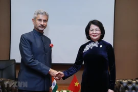 Activités de la vice-présidente Dang Thi Ngoc Thinh au Tadjikistan
