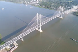 Un concours photo pour célébrer le premier anniversaire du pont de Cao Lanh