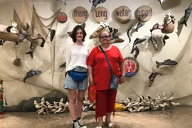 Une professeure russe: "mon rêve de voir un spectacle de marionnettes sur l'eau s'est réalisé" 