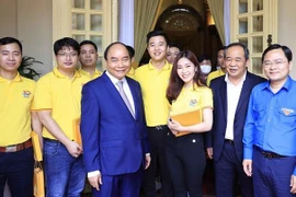 Le président Nguyen Xuan Phuc appelle à favoriser le développement des jeunes talents