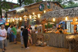 Ouverture d’une foire de produits agricoles pour le Têt à Hanoï
