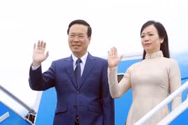 Le président Vo Van Thuong part pour une visite officielle au Japon