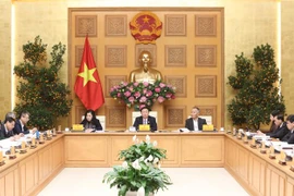 Le vice-PM Vuong Dinh Hue : chercher à favoriser le commerce dans le contexte de l’épidémie
