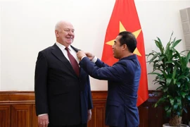 L’ambassadeur russe à l’honneur