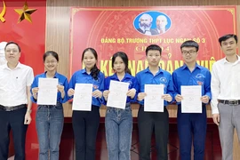 Bac Giang se concentre sur l’édification du Parti et d'un solide système politique 