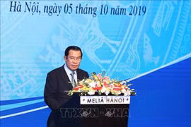 Le Premier ministre cambodgien termine sa visite officielle au Vietnam