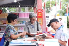 La Foire du livre de Hanoï 2022 promeut les habitudes de lecture 