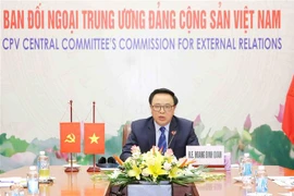 Le Vietnam participe au Forum international inter-Partis SCO+