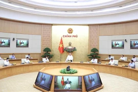 Le PM demande de redoubler d’efforts pour soutenir la reprise socio-économique 