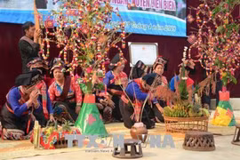 Soutenir la restauration des fêtes traditionnelles des minorités ethniques