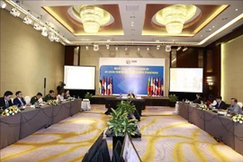 Les officiels de l'ASEAN réfléchissent à la mise en place d'un cadre de relance du bloc