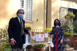 Le Vietnam s'associe à l'Italie pour lutter contre le COVID-19