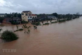 Inondations au Centre : message de sympathie du Roi et de la Reine de Thaïlande 