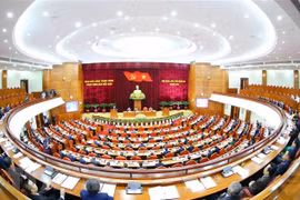 La première journée de travail du 13e Plénum du CC du PCV