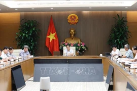 COVID-19: le Vietnam travaille pour assurer la sécurité en prévision de la reprise des vols internationaux
