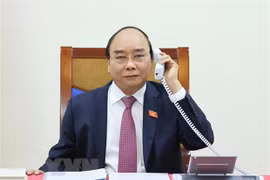 Vietnam-Laos : conversation téléphonique entre Nguyên Xuân Phuc et Thongloun Sisoulith