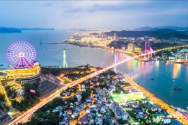 Faire d’Ha Long une ville moderne et accueillante