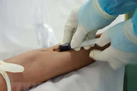Le ministère de la Santé confirme le 416e cas du COVID-19 au Vietnam