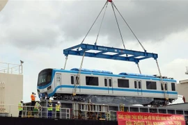 La ligne de métro n°1 à Hô Chi Minh-Ville accueille son premier train