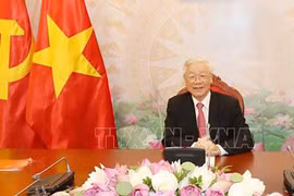 Le leader Nguyên Phu Trong s’entretient avec le Premier ministre Hun Sen