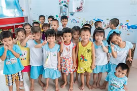 Le premier gala de collecte de fonds en ligne au Vietnam