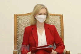 La ministre britannique du Commerce international affirme le Vietnam, partenaire stratégique du Royaume-Uni