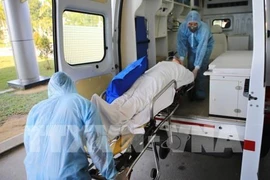 Coronavirus: exercice de prévention à l'hôpital central de Hue