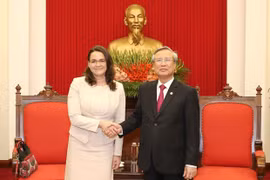 Vietnam-Hongrie : Le PCV et le Fidesz plaident pour des liens accrus