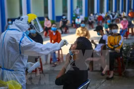 COVID-19: Le PM demande un suivi rapide des personnes en contact avec le 1.440e patient