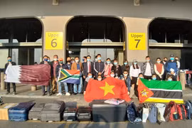 Le Vietnam rapatrie 140 citoyens bloqués au Moyen-Orient et en Afrique