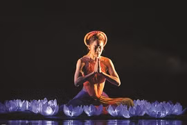 Kim Vân Kiêu fait un tabac sur la scène du ballet