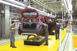 Le Vietnam vise à se transformer en un pays industrialisé moderne