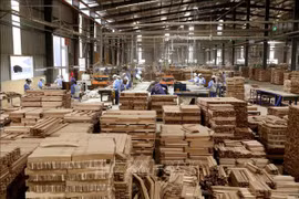 Quatre groupes de solutions pour promouvoir les exportations de bois et de produits forestiers 