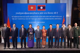 L'ambassade du Laos à Hanoï célèbre la Fête nationale
