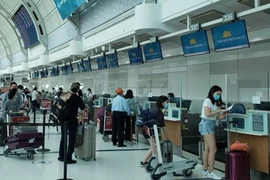 Près de 320 Vietnamiens au Canada rapatriés