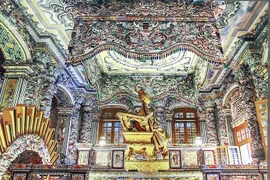 Exposition “Hanoï-Huê-Saigon: tradition et développement”
