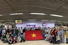 Environ 200 Vietnamiens rapatriés de pays d’Asie du Sud
