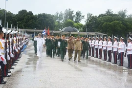 Une délégation militaire du Vietnam à Cuba