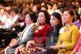 Les Vietnamiennes jouent un rôle important dans le développement national