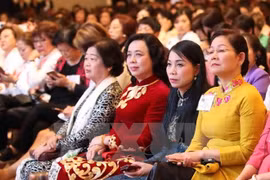 Les Vietnamiennes jouent un rôle important dans le développement national