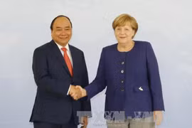 Entretien Nguyen Xuan Phuc – Angela Merkel