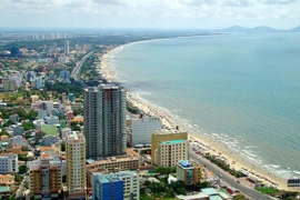Près de 3.500 croisiéristes étrangers débarquent à Ba Ria-Vung Tau