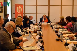 Table-ronde sur le partenariat stratégique intégral entre le Vietnam et la Russie