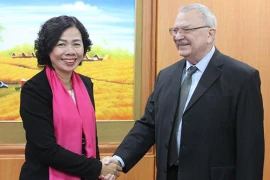 Renforcer le dialogue avec les entreprises américaines