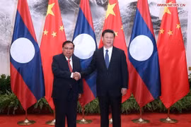 Laos et Chine renforcent les relations de coopération bilatérale