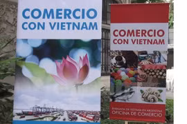 Table ronde sur le Vietnam à Buenos Aires